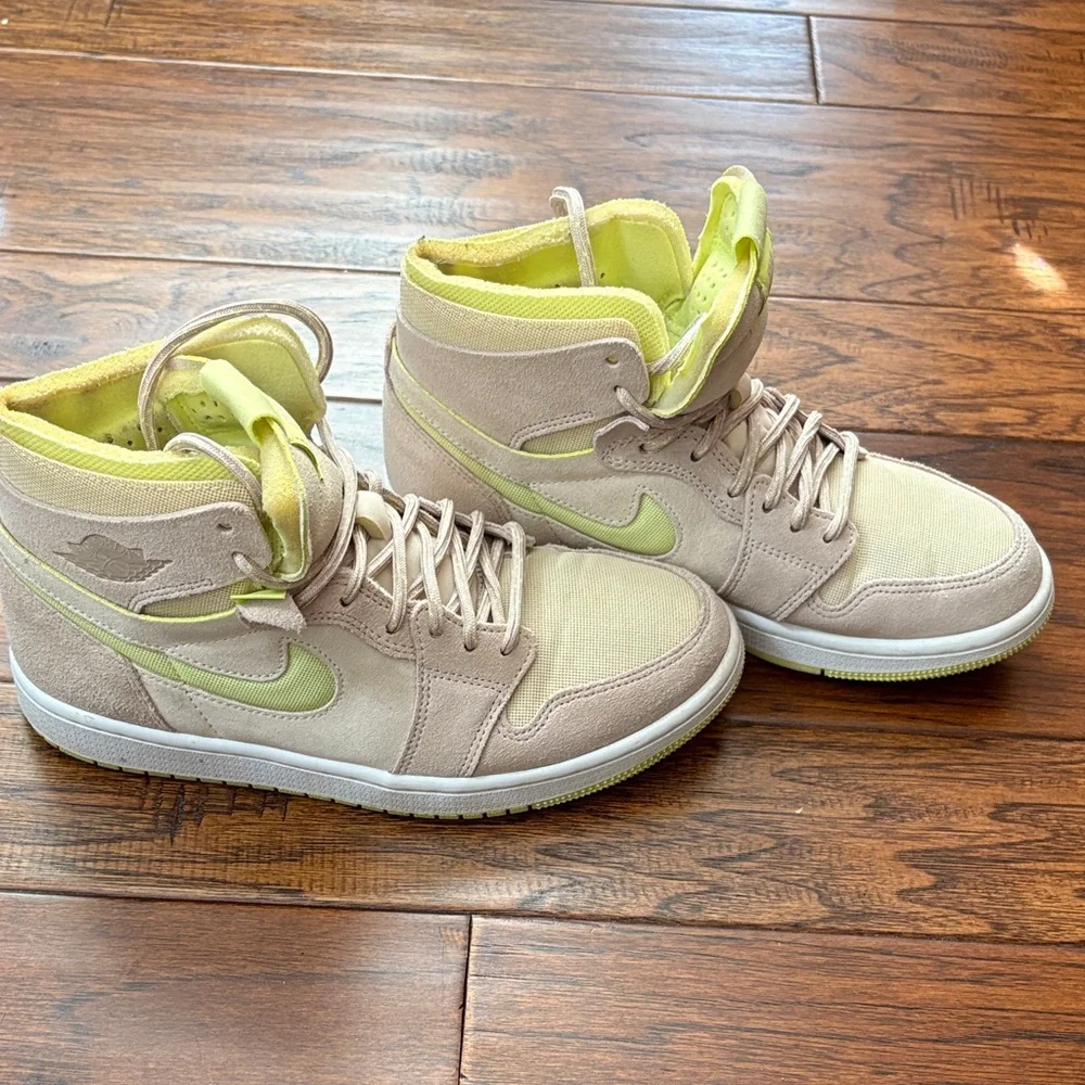 Jordan Women's Sneakers in Beige and Lime - Picture 3 of 3